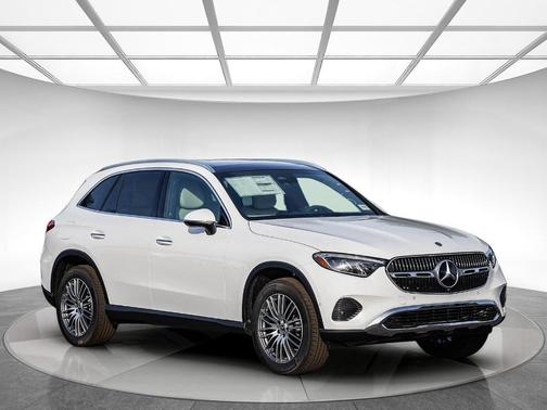 2026 Mercedes-Benz GLC 300 Base
