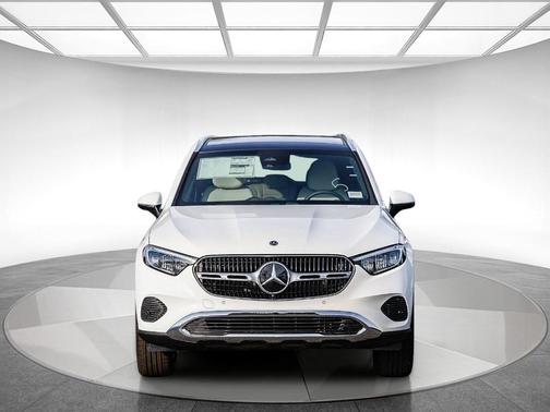 2026 Mercedes-Benz GLC 300 Base