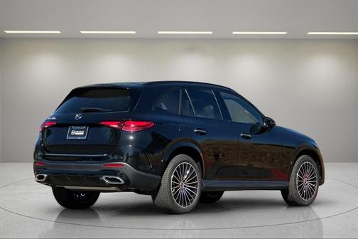 2026 Mercedes-Benz GLC 300 Base