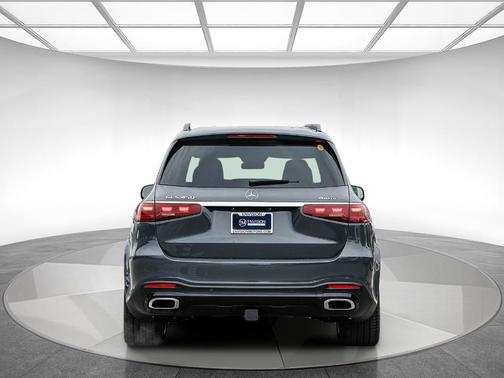 2026 Mercedes-Benz GLS 450 4MATIC