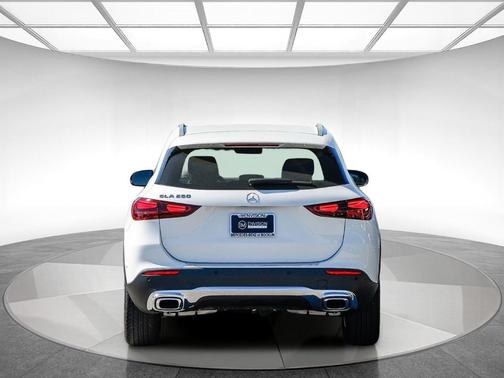 2025 Mercedes-Benz GLA 250 Base