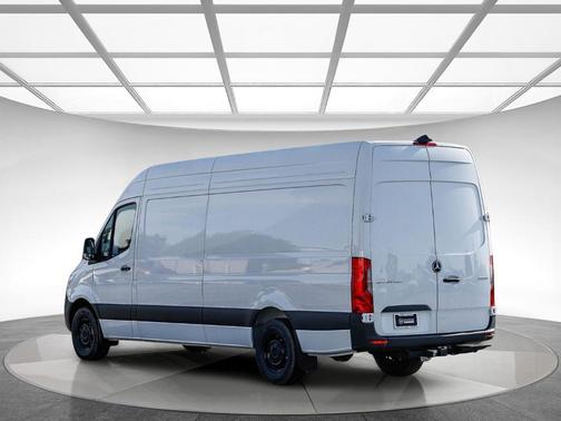 Arctic White 2025 Mercedes-Benz Sprinter 2500 High Roof