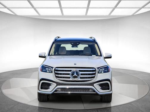 2026 Mercedes-Benz GLS 580 Base 4MATIC