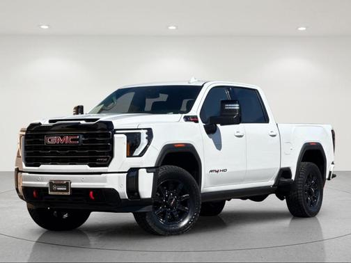 Summit White 2024 GMC Sierra 2500 AT4