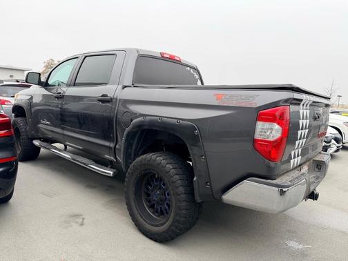 2016 Toyota Tundra SR5