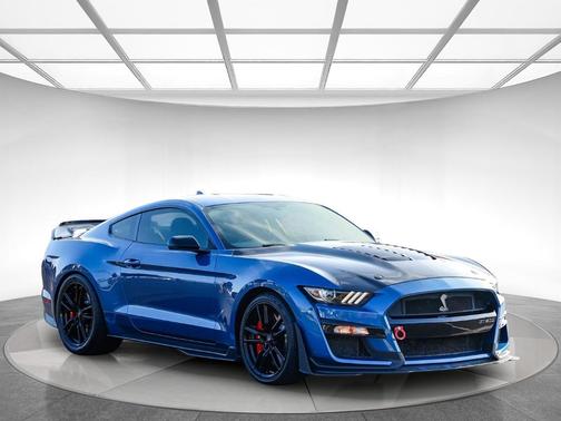 2020 Ford Shelby GT500 Base