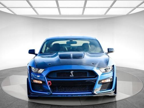 2020 Ford Shelby GT500 Base
