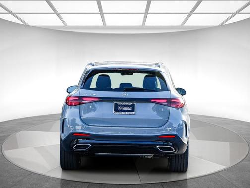 2026 Mercedes-Benz GLC 300 Base