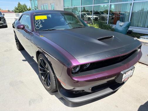 Hellraisin 2022 Dodge Challenger R/T Scat Pack