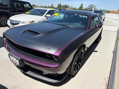 Hellraisin 2022 Dodge Challenger R/T Scat Pack