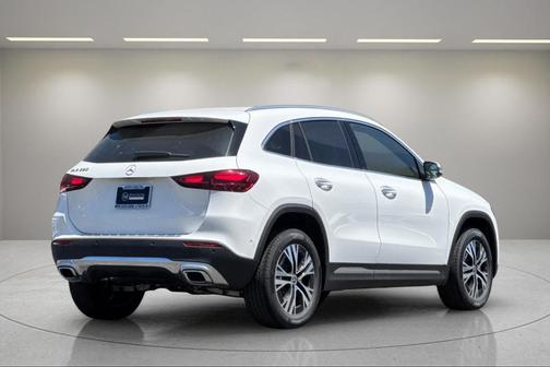 2025 Mercedes-Benz GLA 250 Base