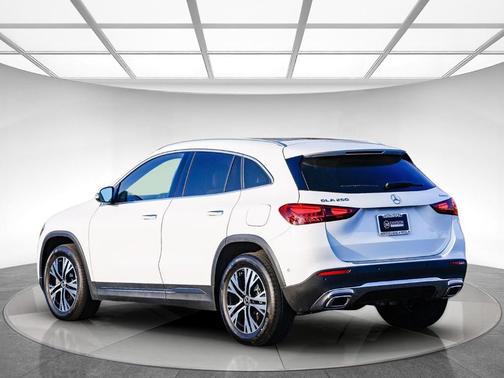 2025 Mercedes-Benz GLA 250 Base 4MATIC