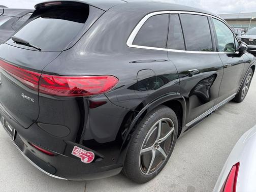 Obsidian Black Metallic 2023 Mercedes-Benz EQS 580 Base 4MATIC