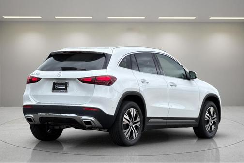 2025 Mercedes-Benz GLA 250 Base