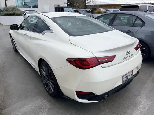 2017 INFINITI Q60 3.0t Red Sport 400