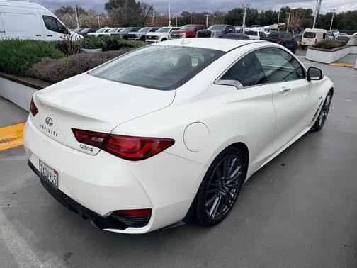2017 INFINITI Q60 3.0t Red Sport 400