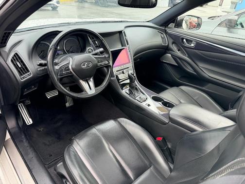 2017 INFINITI Q60 3.0t Red Sport 400