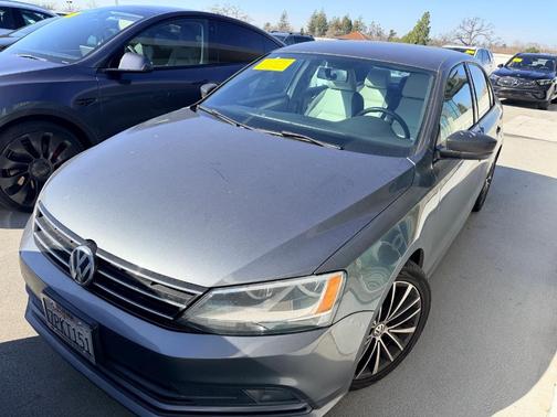 2016 Volkswagen Jetta 1.8T Sport