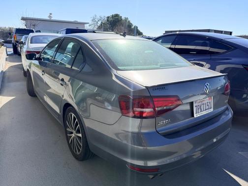 2016 Volkswagen Jetta 1.8T Sport