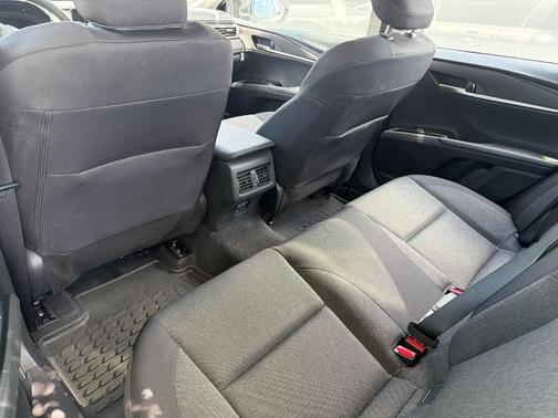 Ice 2026 Toyota Camry LE