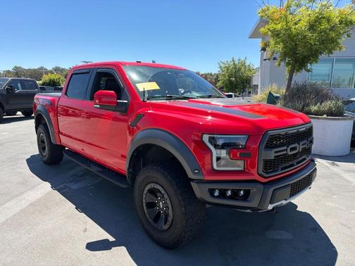 Race Red 2018 Ford F-150 Raptor