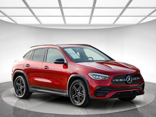 2022 Mercedes-Benz GLA 250 Base 4MATIC