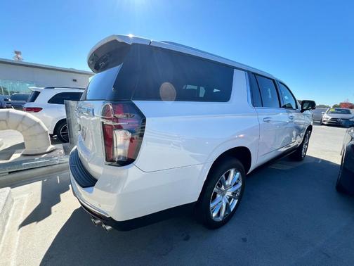 2024 Chevrolet Suburban High Country