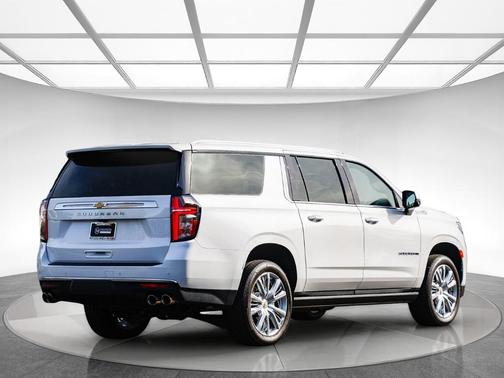 2024 Chevrolet Suburban High Country