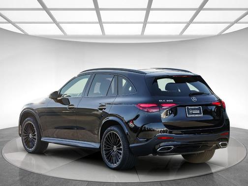 2023 Mercedes-Benz GLC 300 Base 4MATIC