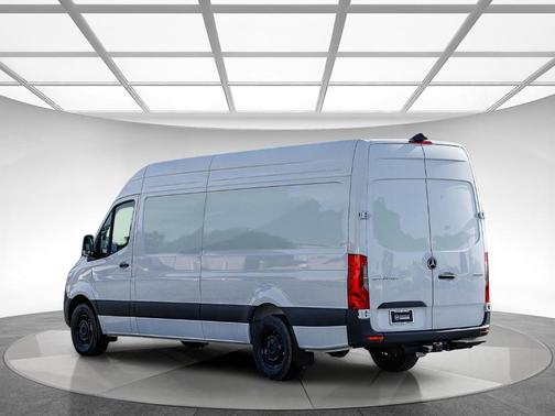 Arctic White 2025 Mercedes-Benz Sprinter 2500 High Roof