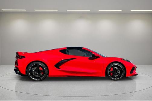 2022 Chevrolet Corvette Stingray w/3LT