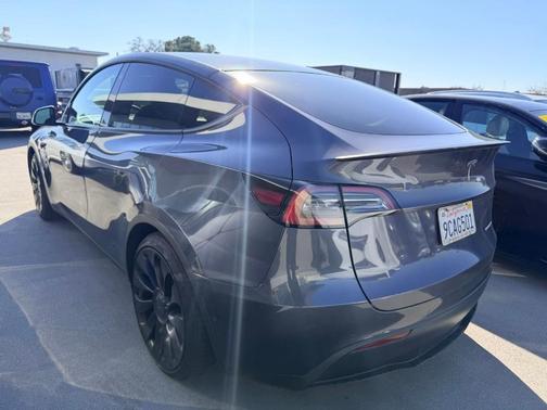 2022 Tesla Model Y Performance