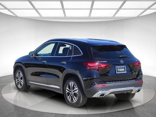 2025 Mercedes-Benz GLA 250 Base 4MATIC