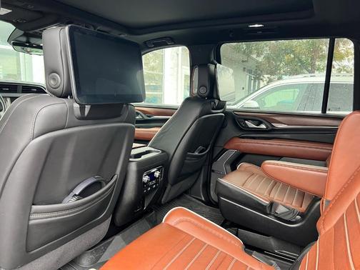 2024 GMC Yukon XL Denali Ultimate