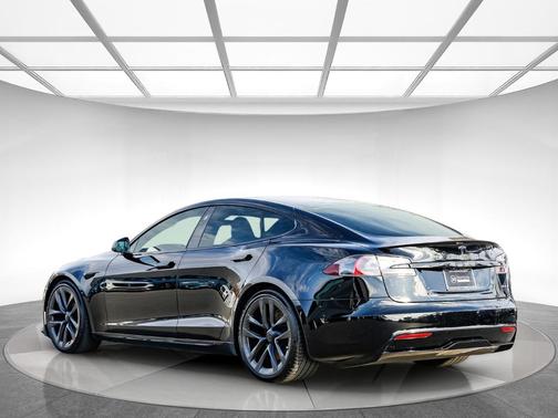 2021 Tesla Model S Plaid