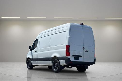 2025 Mercedes-Benz Sprinter 2500 Standard Roof