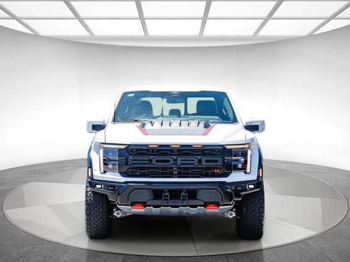 White Metallic 2025 Ford F-150 Raptor
