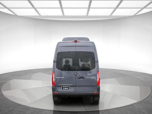 2024 Mercedes-Benz Sprinter 2500 Standard Roof