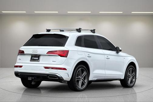 2023 Audi Q5 e 55 S line quattro Premium