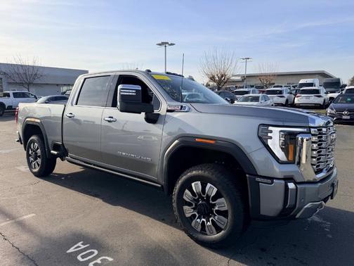 2025 GMC Sierra 2500 Denali