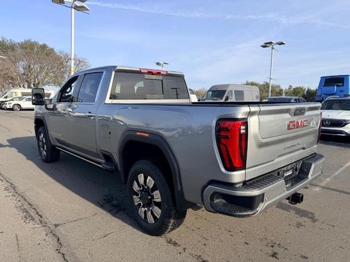 2025 GMC Sierra 2500 Denali