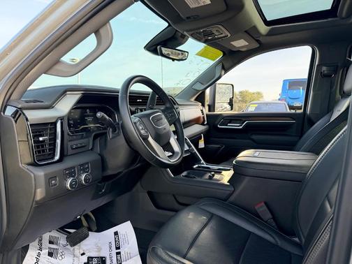 2025 GMC Sierra 2500 Denali