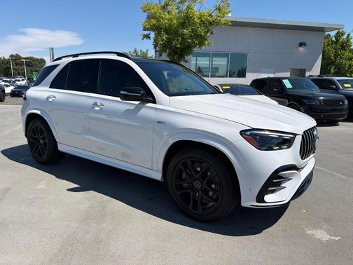MANUFAKTUR Moonlight White Metallic 2025 Mercedes-Benz AMG GLE 53 Base