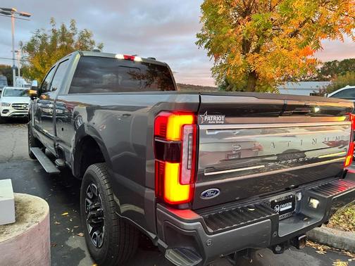 2024 Ford F-350 Platinum