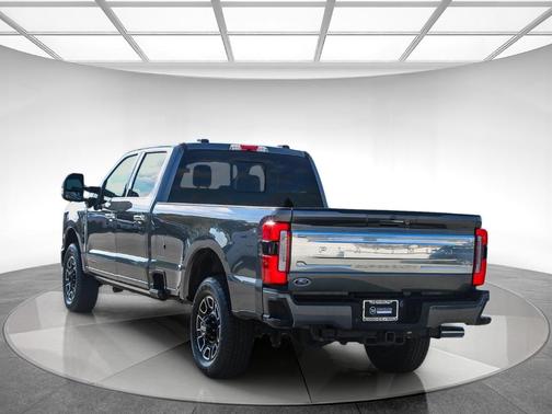2024 Ford F-350 Platinum