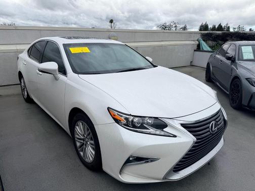 2016 Lexus ES 350 Base