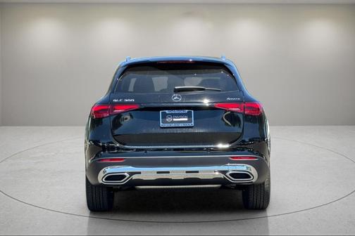 2025 Mercedes-Benz GLC 300 Base 4MATIC