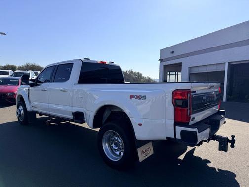 2024 Ford F-450 LIMITED