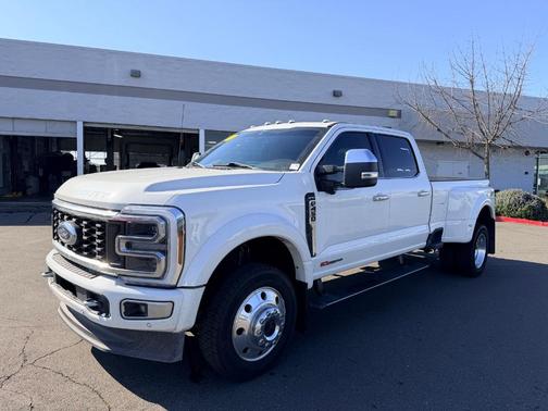 2024 Ford F-450 LIMITED