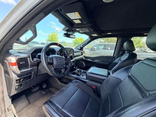 Oxford White 2023 Ford F-150 Raptor